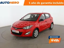 Rojo Usado 2013 Hyundai i20 Berlina | 7199 € (Precio justo)
