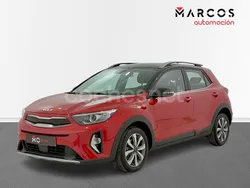 Rojo Usado 2021 Kia Stonic SUV | 15.490 € (Precio justo)