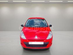 Rojo Usado 2012 Renault Clio IV Authentique Berlina | 4999 € (Precio justo)