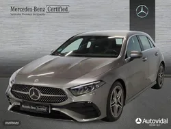 Gris montaña Usado 2023 Mercedes A180 Berlina | 33.900 € (Un poco caro)