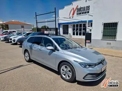 Gris / plata Usado 2022 VW Golf VIII Life Familiar | 18.990 € (Precio justo)
