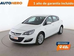 Blanco Usado 2014 Opel Astra Selective Berlina | 8699 € (Precio justo)
