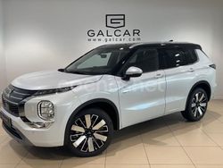 Blanco Nuevo 2025 Mitsubishi Outlander P-HEV SUV | 52.500 € (Caro)