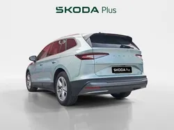 Gris plata Usado 2023 Skoda Enyaq iV SUV | 27.900 €