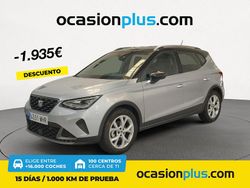 Gris / plata Usado 2023 Seat Arona FR SUV | 21.290 € (Un poco caro)