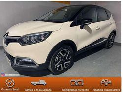Beige Usado 2015 Renault Captur Zen SUV | 12.490 € (Un poco caro)