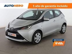 Gris Usado 2017 Toyota Aygo X-play Utilitario | 9299 € (Precio justo)