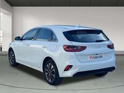 Blanco Nuevo 2025 Kia Ceed Utilitario | 20.990 € (Un poco caro)
