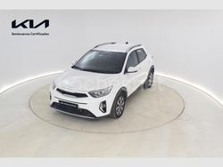 Blanco Usado 2024 Kia Stonic SUV | 20.550 € (Un poco caro)