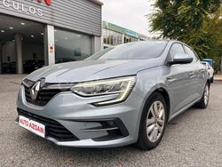 Gris / plata Usado 2021 Renault Mégane IV Business Berlina | 14.990 € (Precio justo)