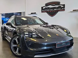 Eléctrico Usado 2024 Porsche Taycan Cross Turismo Berlina | 88.900 €