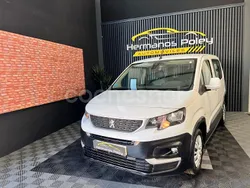 Blanco Usado 2021 Peugeot Rifter Active Monovolumen | 15.500 € (Un poco caro)