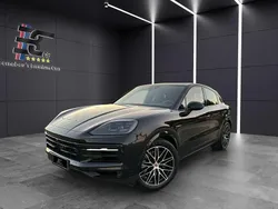 Negro Nuevo 2025 Porsche Cayenne SUV | 132.990 €