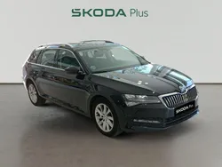 Negro Usado 2021 Skoda Superb Ambition Familiar | 21.990 € (Precio justo)