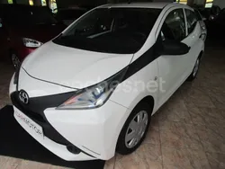 Blanco Usado 2018 Toyota Aygo X-cite Utilitario | 7995 € (Buen precio)