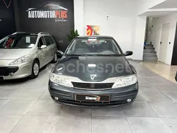 Gris / plata Usado 2004 Renault Laguna II Authentique Berlina | 4490 € (Caro)