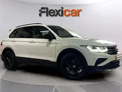 Blanco Usado 2022 VW Tiguan Life SUV | 24.990 € (Buen precio)