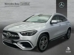 Gris / plateado Usado 2025 Mercedes GLA200 SUV | 47.600 € (Precio justo)