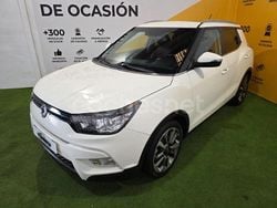 Blanco Usado 2015 Ssangyong (KGM) Tivoli SUV | 10.990 €
