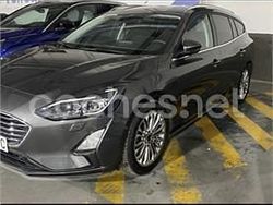 Gris / plata Usado 2019 Ford Focus Titanium Familiar | 14.000 € (Precio justo)