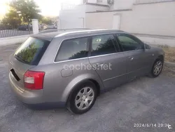 Gris / plata Usado 2002 Audi A4 Familiar | 2100 € (Caro)