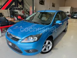 Azul Usado 2010 Ford Focus Trend Berlina | 6900 € (Caro)