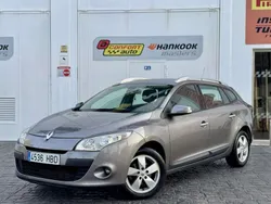 Gris Usado 2010 Renault Mégane GrandTour Dynamique Familiar | 4999 € (Precio justo)