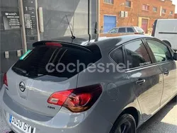 Gris / plata Usado 2010 Opel Astra Sport Berlina | 5600 € (Precio justo)