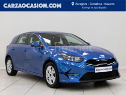 Azul Usado 2024 Kia Ceed Berlina | 17.900 € (Precio justo)