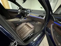 Azul Usado 2017 BMW 550 Gran Turismo Comfort Edition Berlina | 49.900 €
