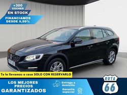 Negro Usado 2017 Volvo V60 CC Momentum Familiar | 16.990 € (Un poco caro)