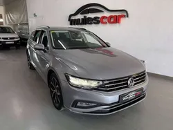 Blanco Usado 2020 VW Passat Executive Familiar | 16.499 € (Buen precio)