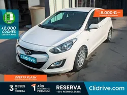 Blanco Usado 2013 Hyundai i30 Base Berlina | 8790 € (Precio justo)