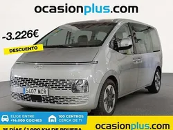 Plateado Usado 2022 Hyundai Staria Van | 32.264 € (Buen precio)