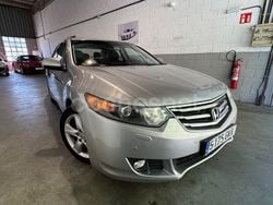 Gris / plata Usado 2009 Honda Accord Executive Berlina | 7990 € (Buen precio)