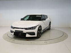 Blanco Usado 2023 Kia EV6 2 SUV | 45.500 € (Un poco caro)