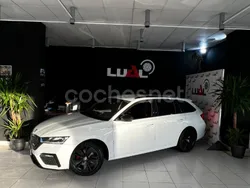 Blanco Usado 2021 Skoda Octavia RS Familiar | 29.900 €