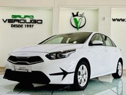 Blanco Usado 2022 Kia Ceed Utilitario | 18.900 € (Precio justo)