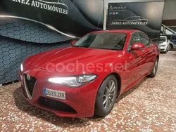 Rojo Usado 2017 Alfa Romeo Giulia Super Berlina | 14.990 € (Precio justo)