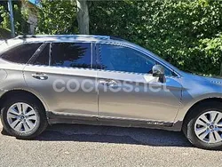 Gris / plata Usado 2015 Subaru Legacy Familiar | 10.600 €
