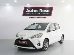 Blanco Usado 2020 Toyota Yaris Active Utilitario | 13.990 € (Un poco caro)