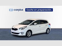 Clear white (sólido) Usado 2015 Kia Carens Monovolumen | 12.790 € (Precio justo)