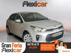 Gris Usado 2018 Kia Rio Berlina | 10.190 € (Precio justo)