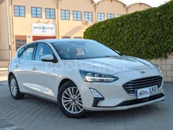 Blanco Usado 2020 Ford Focus Titanium Berlina | 13.950 € (Precio justo)