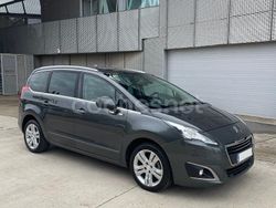 Gris / plata Usado 2014 Peugeot 5008 Style Monovolumen | 9500 € (Precio justo)