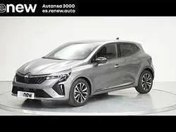 Gris Usado 2024 Renault Clio V Techno Berlina | 16.500 € (Precio justo)