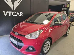 Rojo Usado 2016 Hyundai i10 GO! Utilitario | 6490 € (Precio justo)