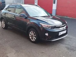 Negro Usado 2019 Kia Stonic SUV | 12.490 € (Un poco caro)
