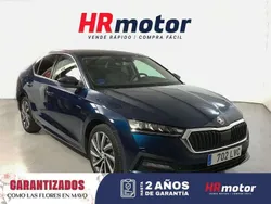 Azul Usado 2021 Skoda Octavia Ambition Utilitario | 24.520 €