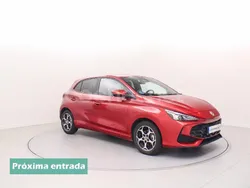 Rojo Usado 2024 MG MG3 Luxury Utilitario | 19.990 € (Un poco caro)